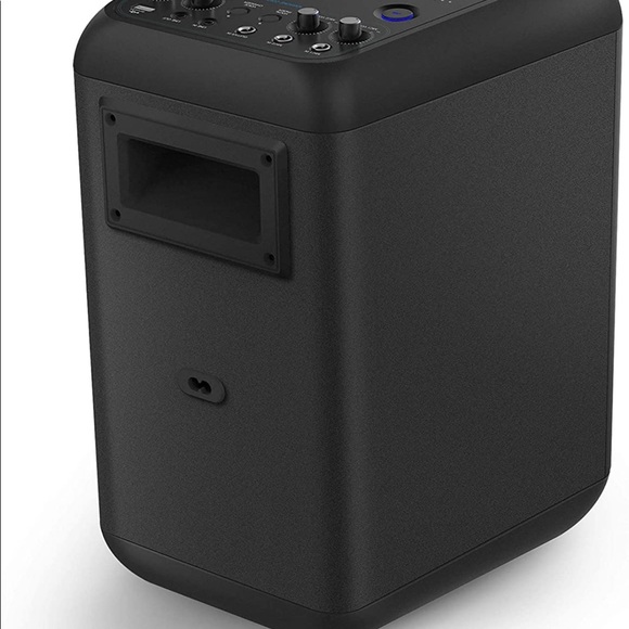 New Philips portable Bluetooth speaker - Picture 5 of 8